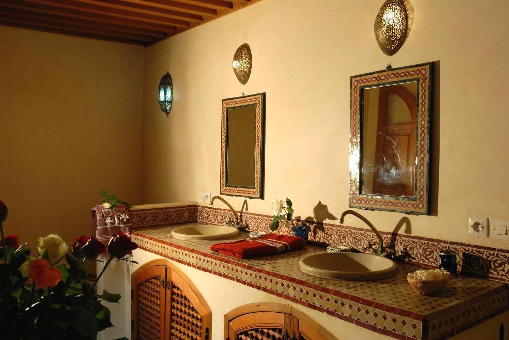 Dar Gnaoua Bed & Breakfast Fez Exterior photo